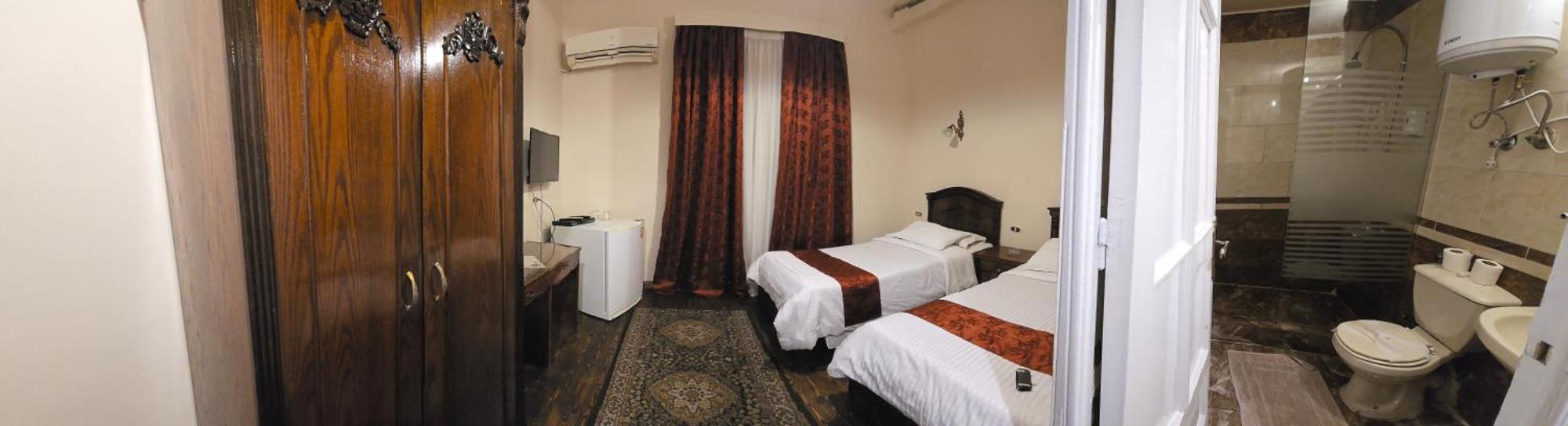Misr Hotel Alexandria Bagian luar foto